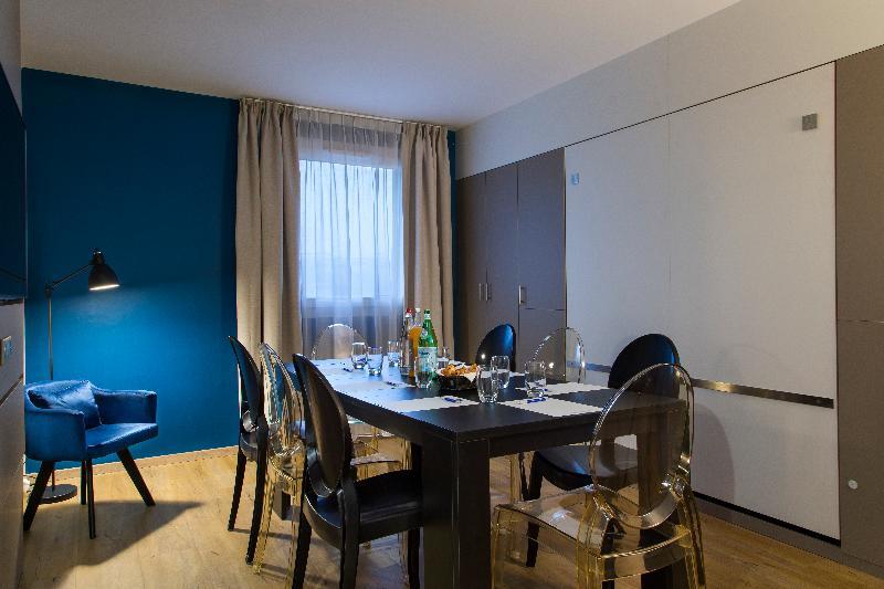 Roi Soleil Prestige Strasbourg Hotell Schiltigheim Eksteriør bilde