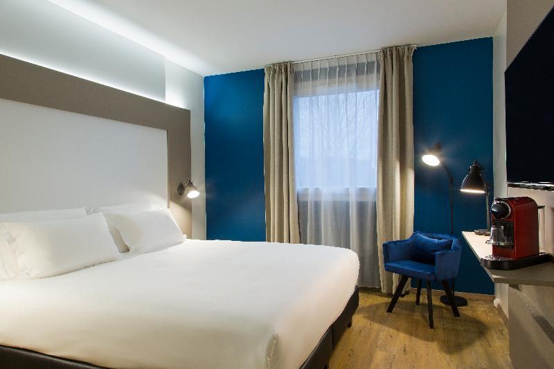 Roi Soleil Prestige Strasbourg Hotell Schiltigheim Eksteriør bilde